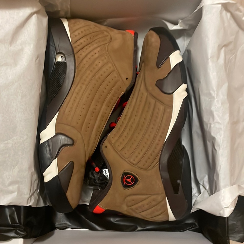 (LIKE NEW) Air Jordan 14 Retro SE size 12 “Winterized”